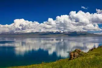 Kazakhstan & Kirghizistan : entre montagnes, lacs et traditions nomades – Image 2